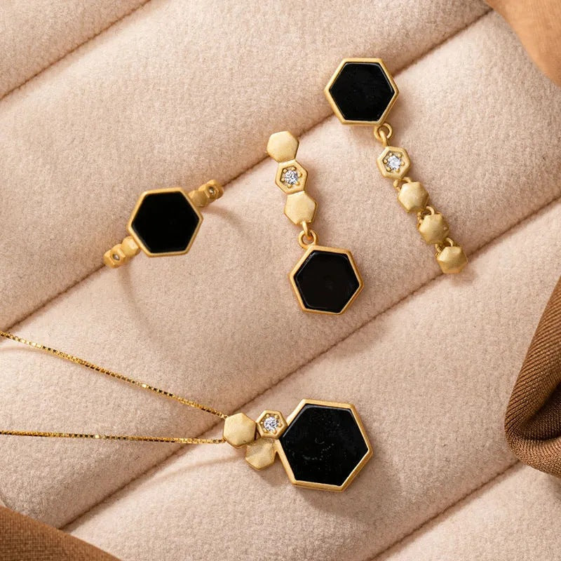 Stunning Gold Earring for Daily Wear