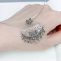 Romantic Silver Necklace for Special Moments