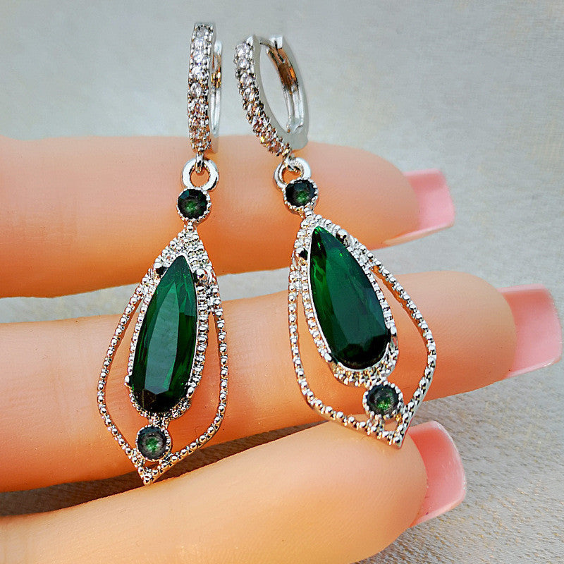 Elegant Earring for Every Occasion
