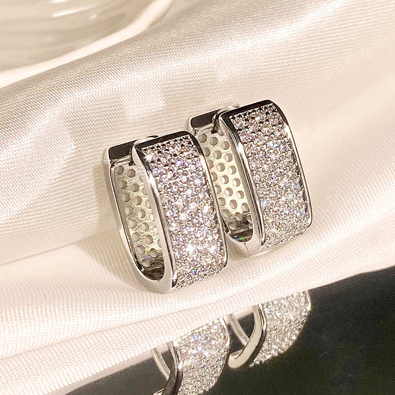 Romantic Earring for Special Moments
