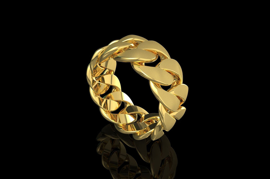 Classic Chain with Timeless Appeal
