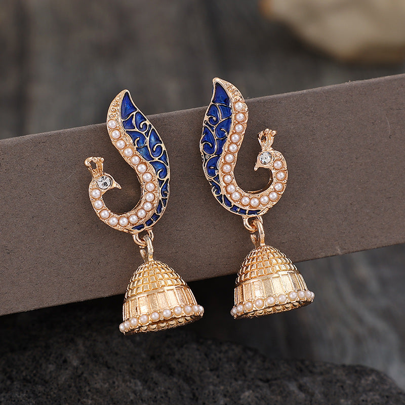 Charming Earring for Any Occasion