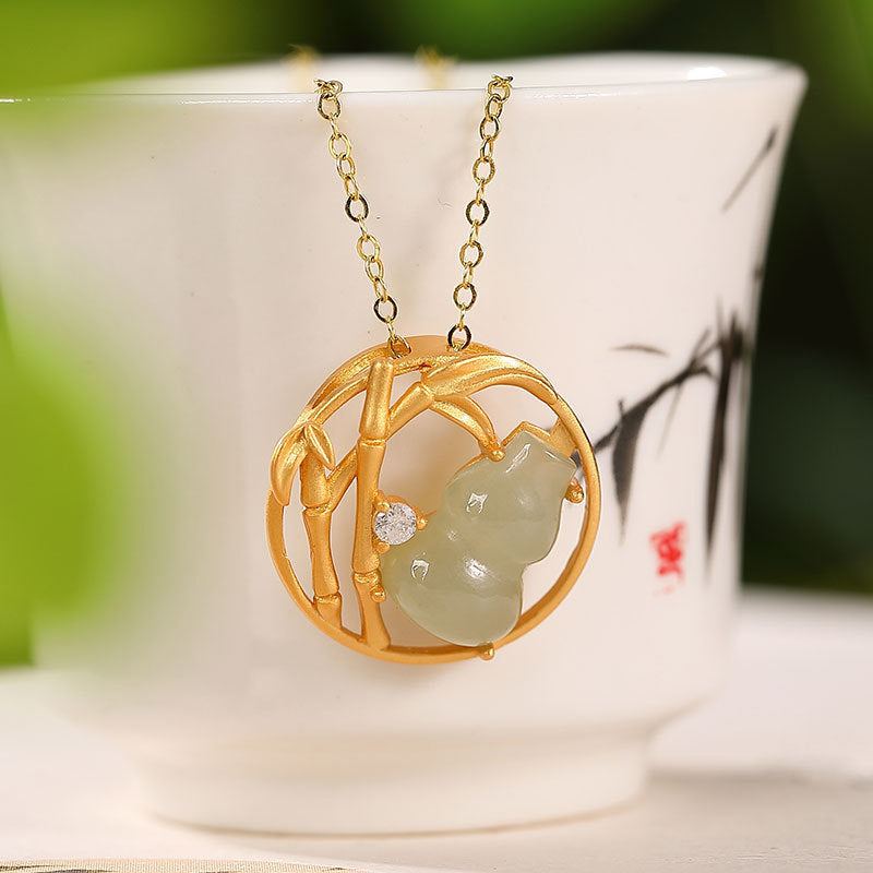 Romantic Gold Pendant for Special Moments