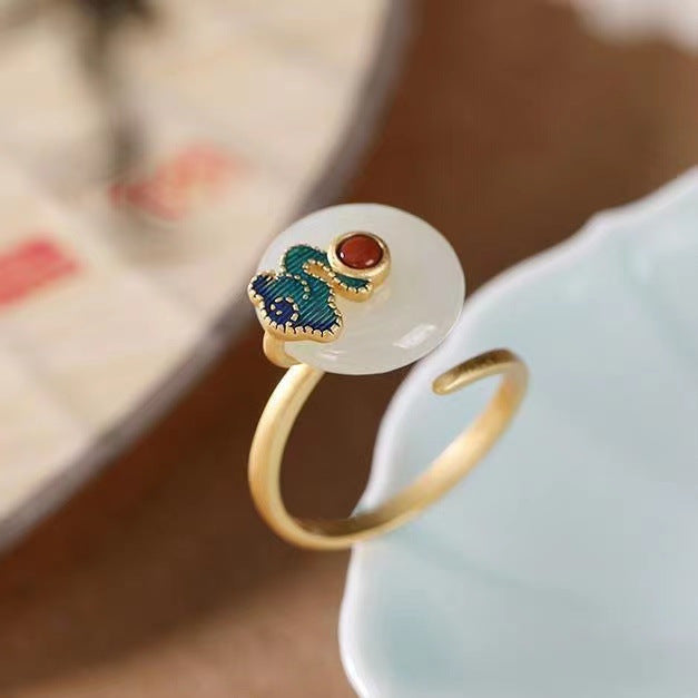 Beautiful Gold Earring with Unique Style