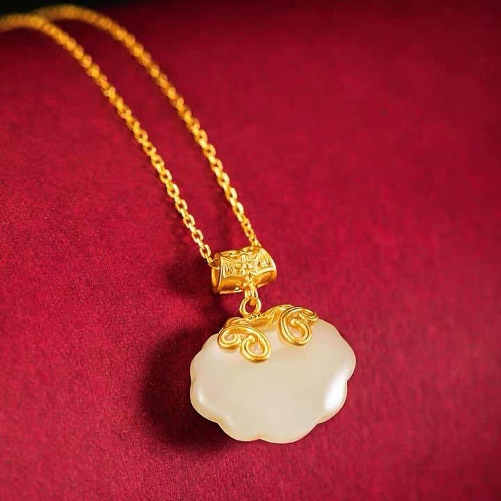 Stunning Gold Necklace for Daily Wear
