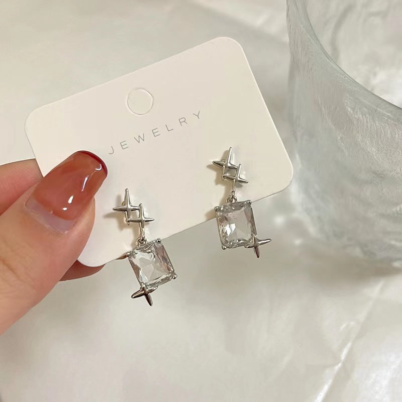 Stunning Earring for Daily Wear