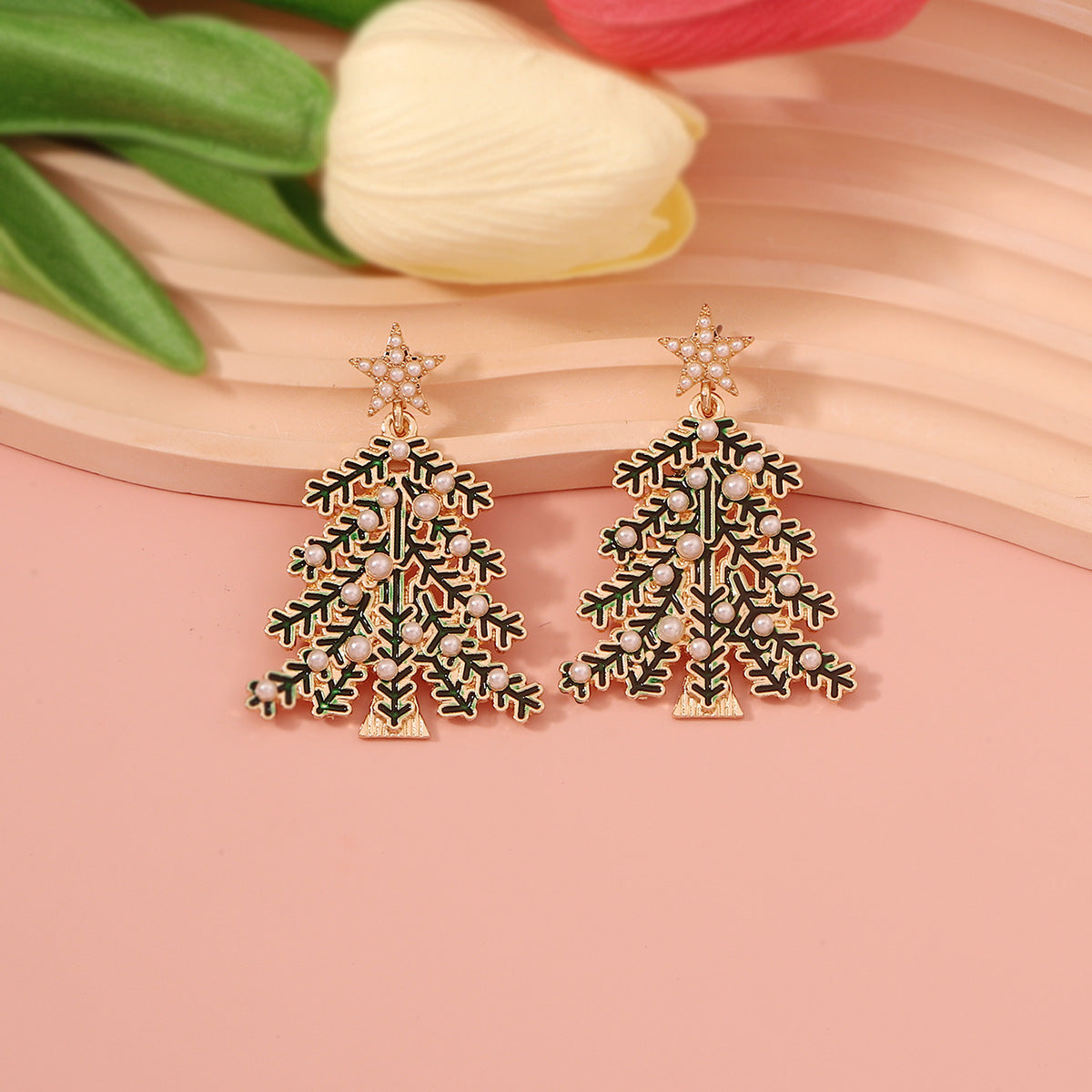 Classic Pearl Earring with Timeless Appeal