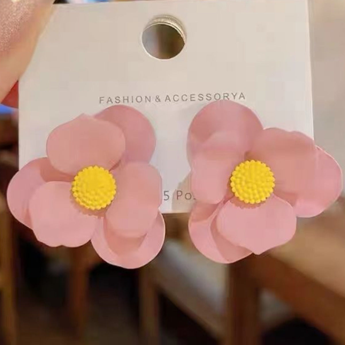 Elegant Earring for Every Occasion