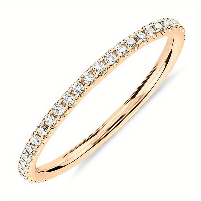 Classic Gold Ring with Timeless Appeal