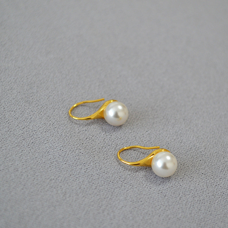 Stunning Pearl Earring for Daily Wear
