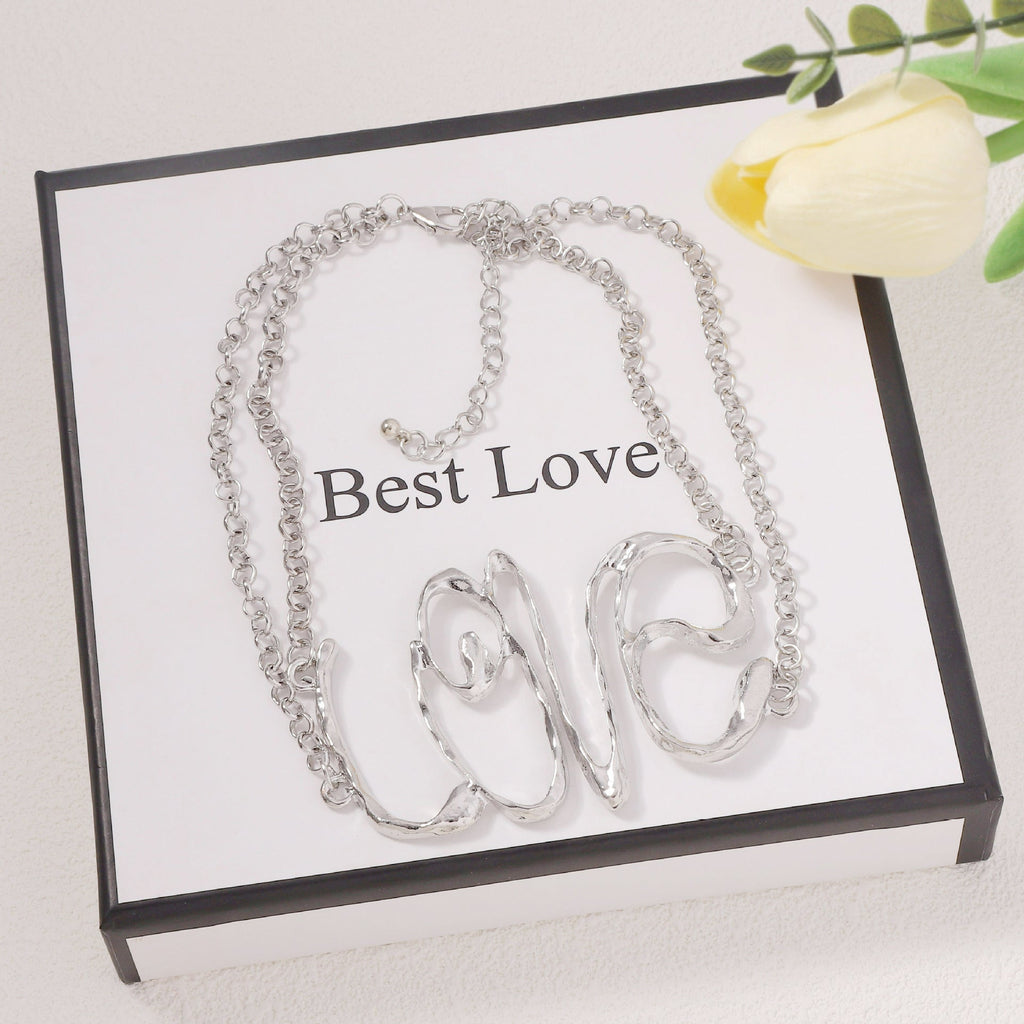 Romantic Chain for Special Moments