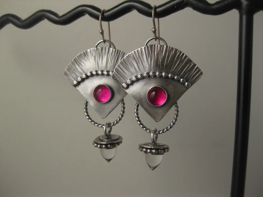 Charming Earring for Any Occasion