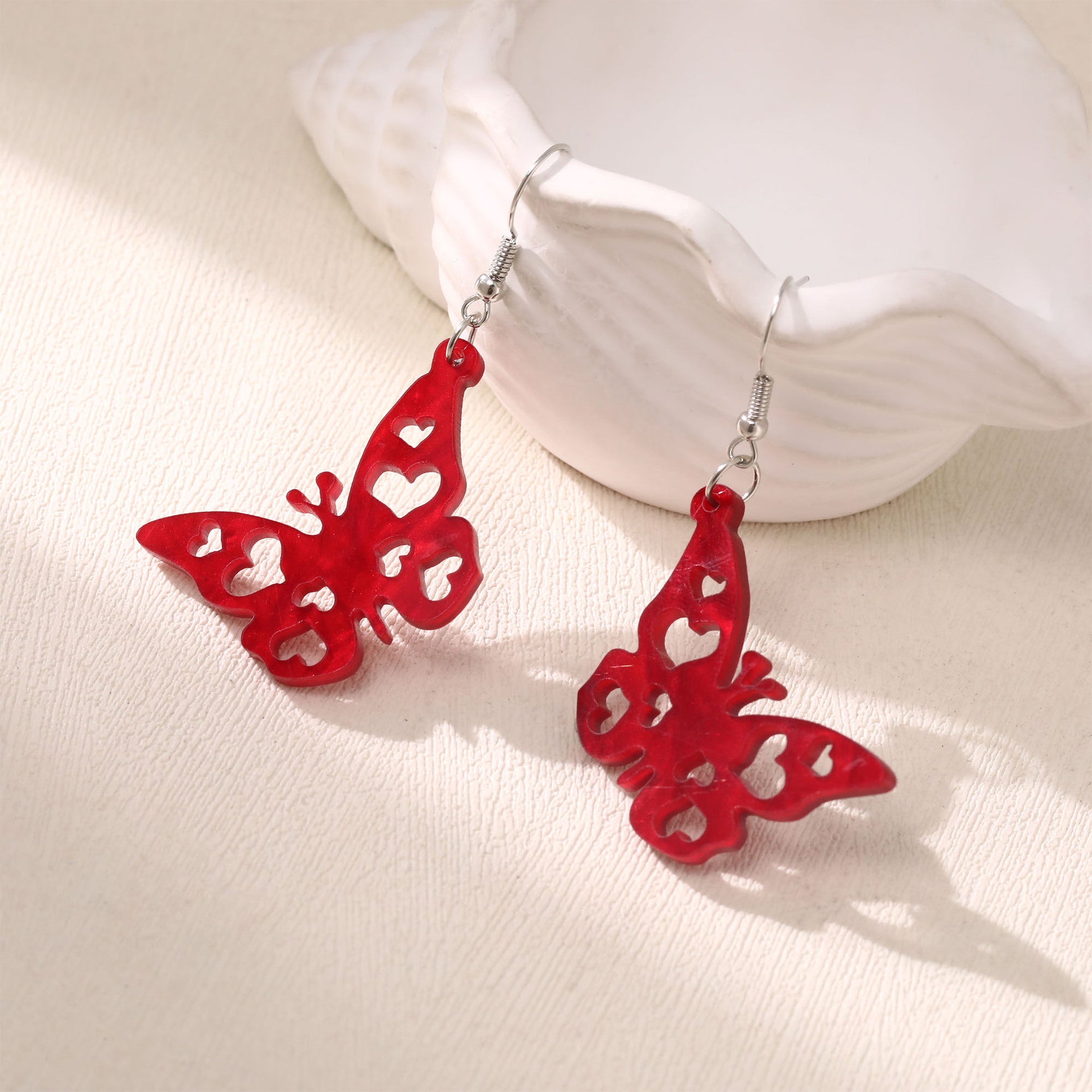 Charming Earring for Any Occasion