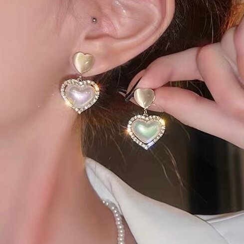 Delicate Artisan Pearl Earring