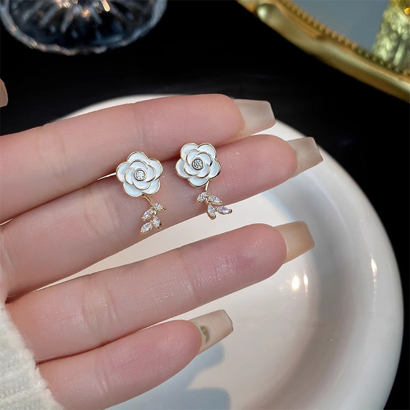 Elegant Earring for Every Occasion