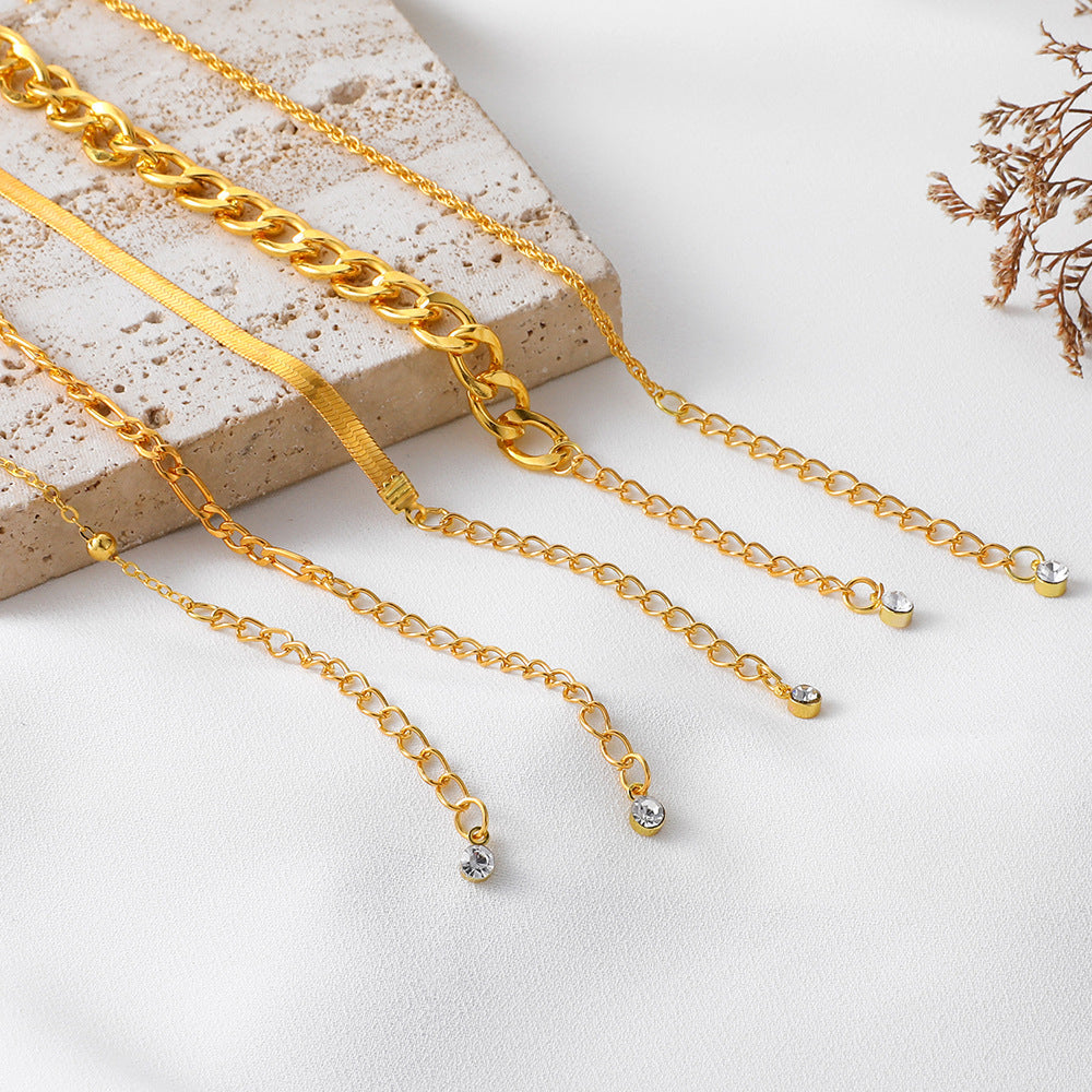 Romantic Gold Bracelet for Special Moments