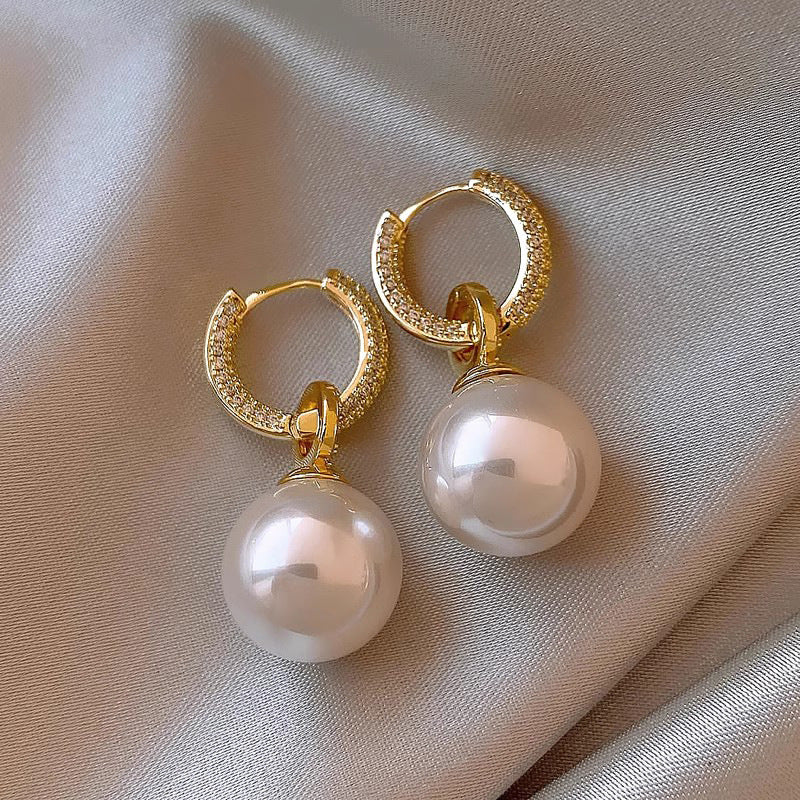 Elegant Piece for Every Occasion