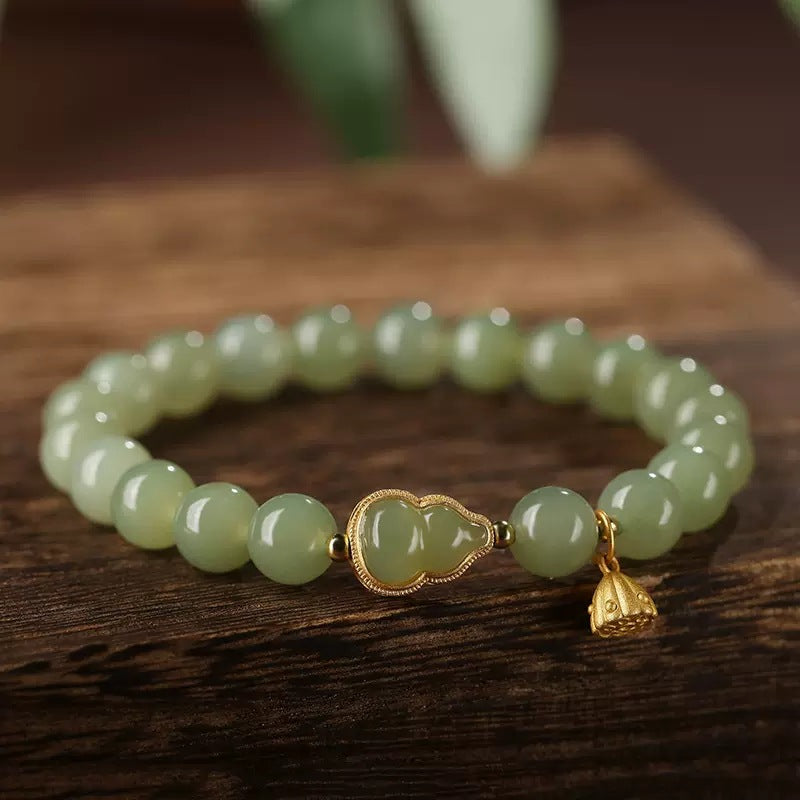 Stunning Silver Bracelet for Daily Wear