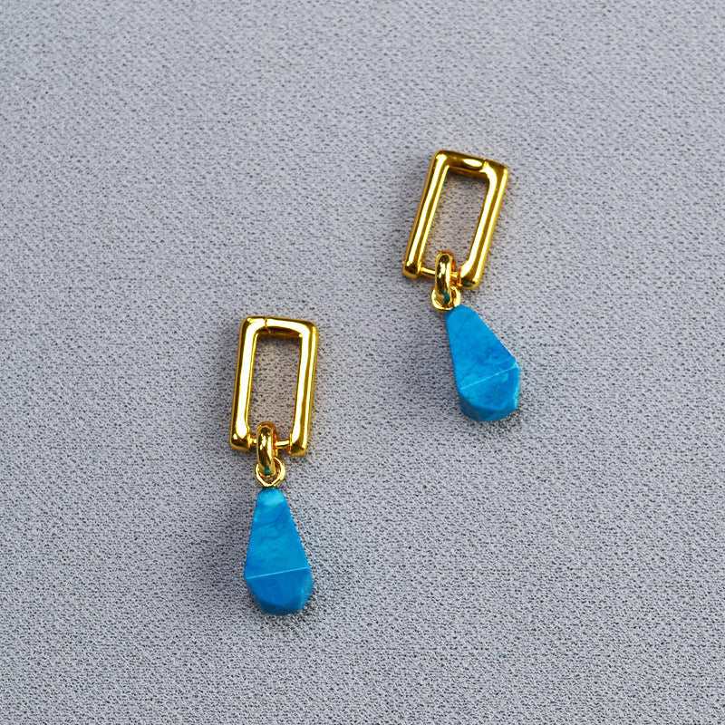 Classic Gold Necklace with Timeless Appeal