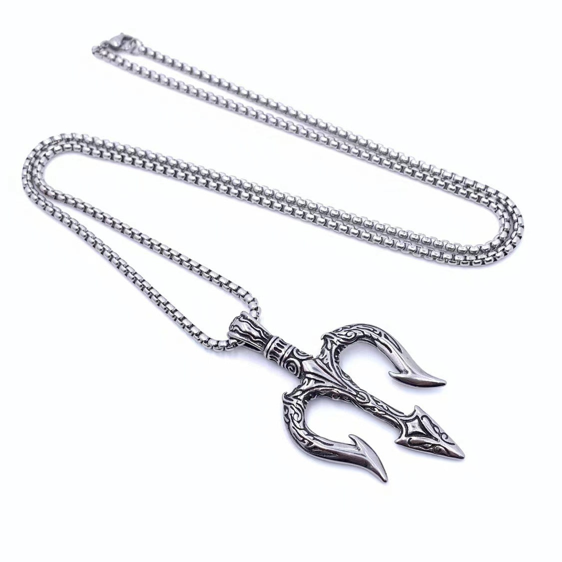 Charming Pendant for Any Occasion