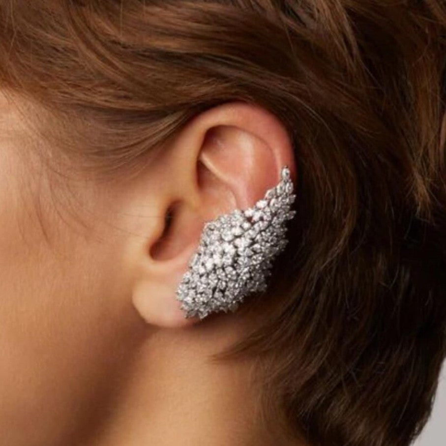 Charming Piece for Any Occasion