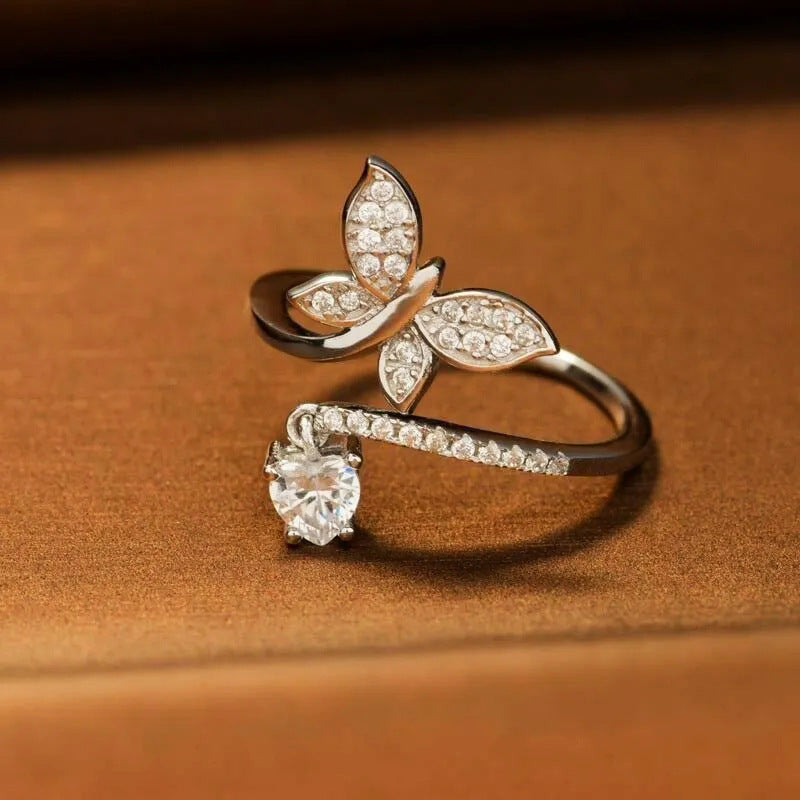 Romantic Pendant for Special Moments