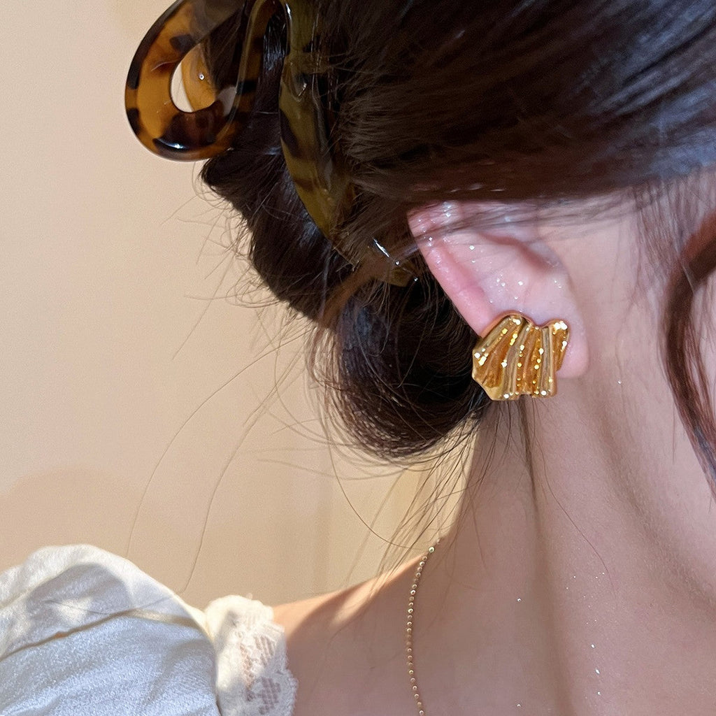 Romantic Earring for Special Moments