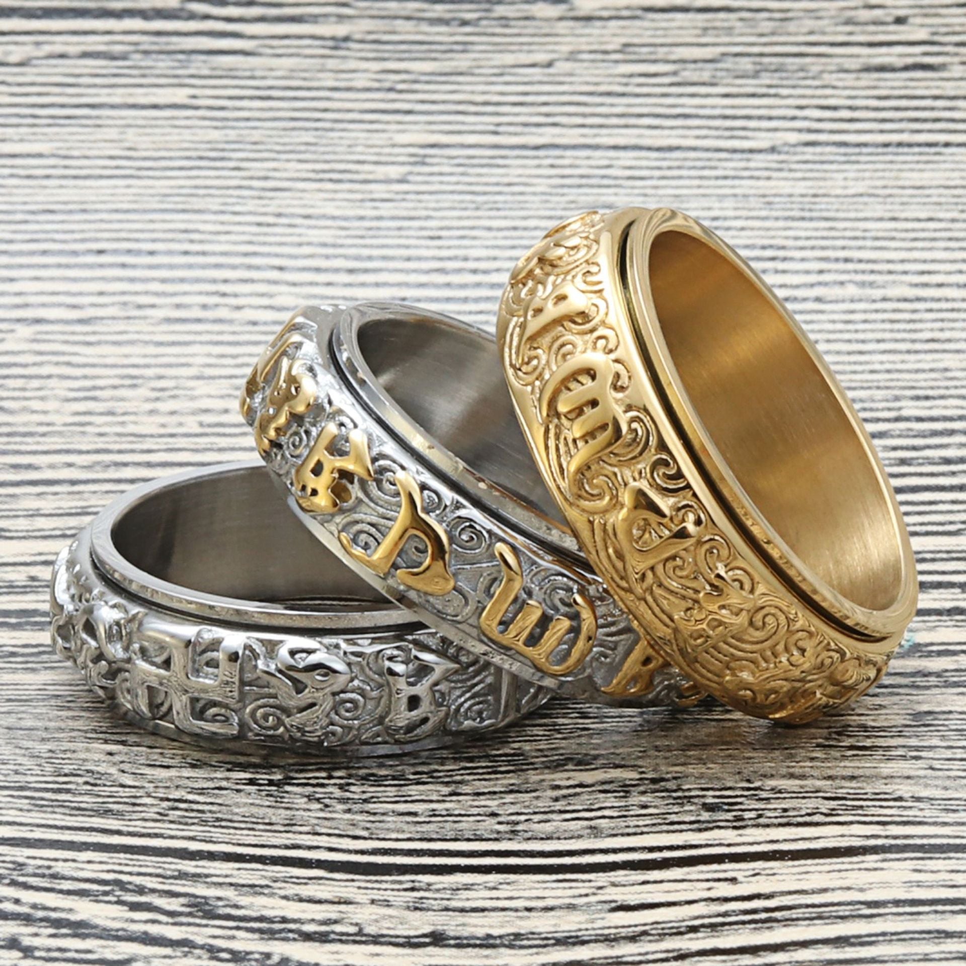 Stunning Ring for Daily Wear