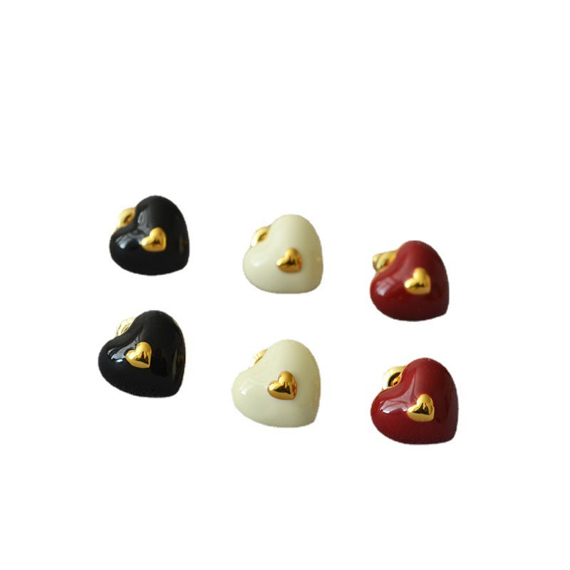 Charming Gold Earring for Any Occasion