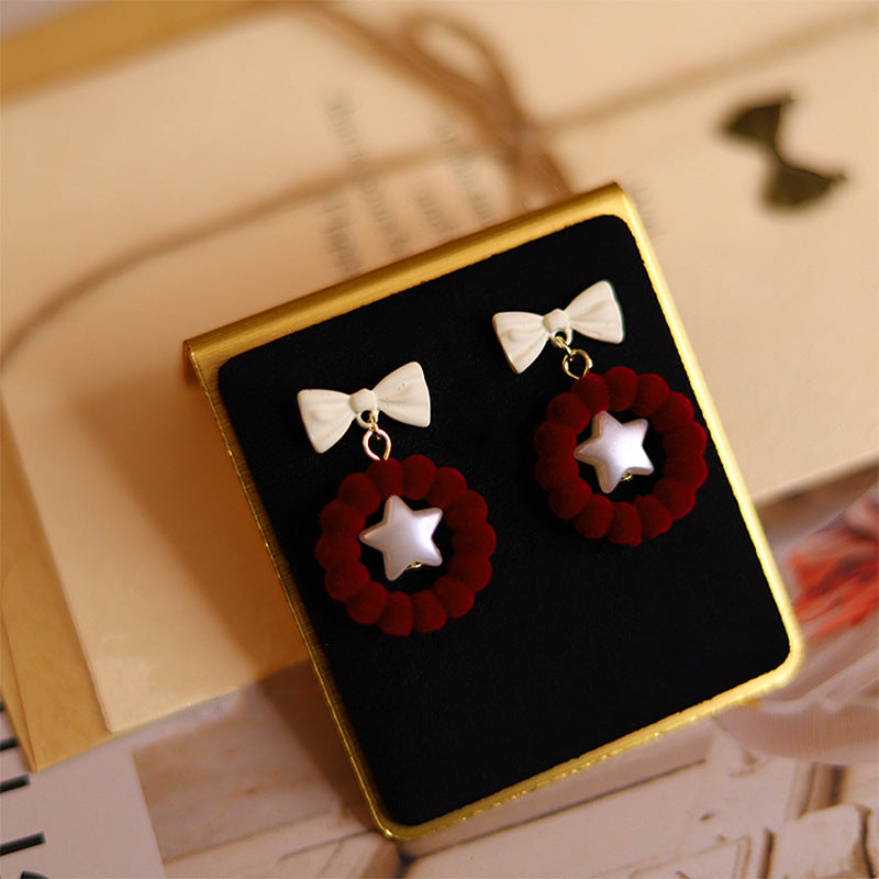 Charming Earring for Any Occasion
