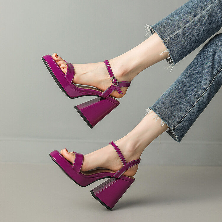 Classic Orthopedic Sandals with Timeless Style