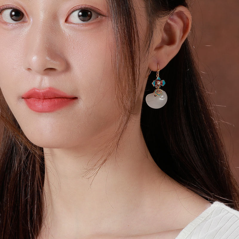 Stunning Gold Earring for Daily Wear