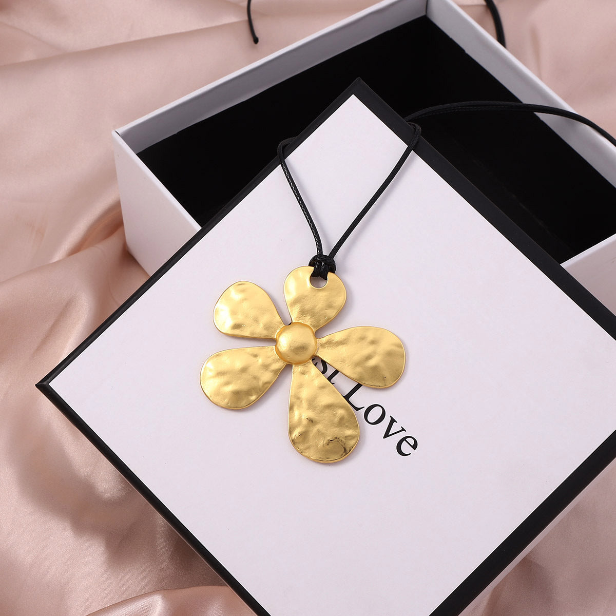 Elegant Necklace for Every Occasion