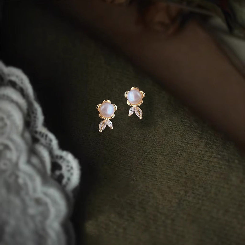 Elegant Pearl Earring for Every Occasion