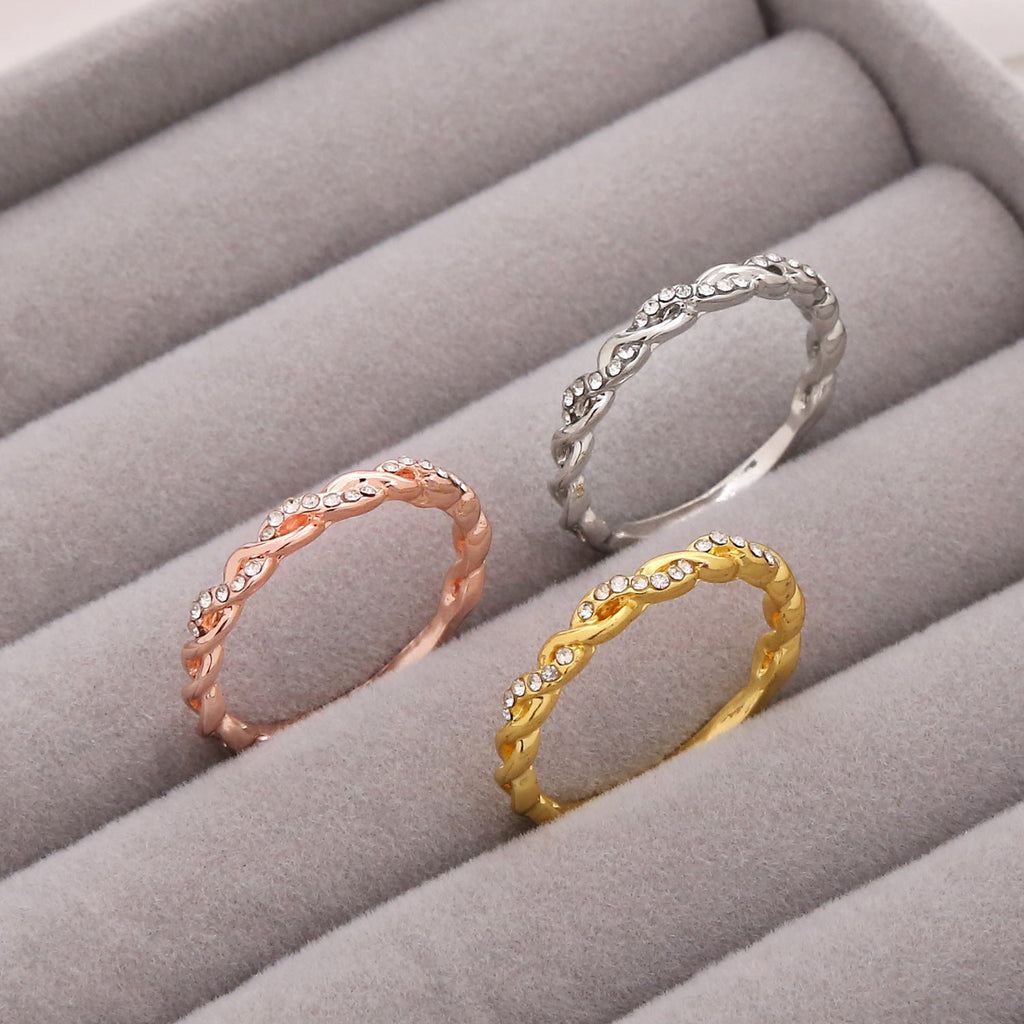 Stunning Gold Ring for Daily Wear