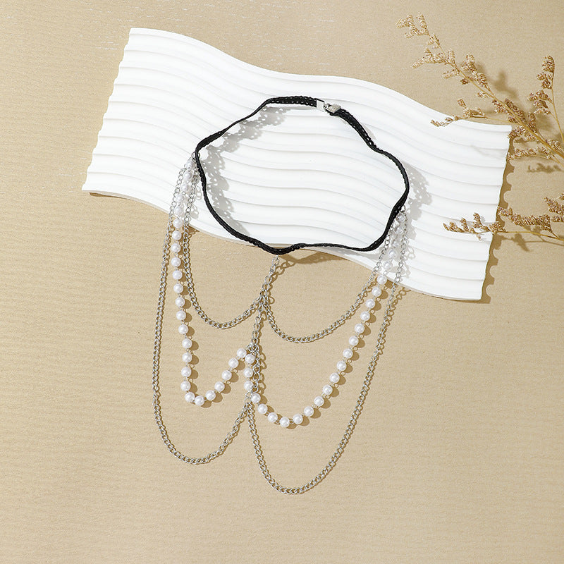 Classic Pearl Chain with Timeless Appeal