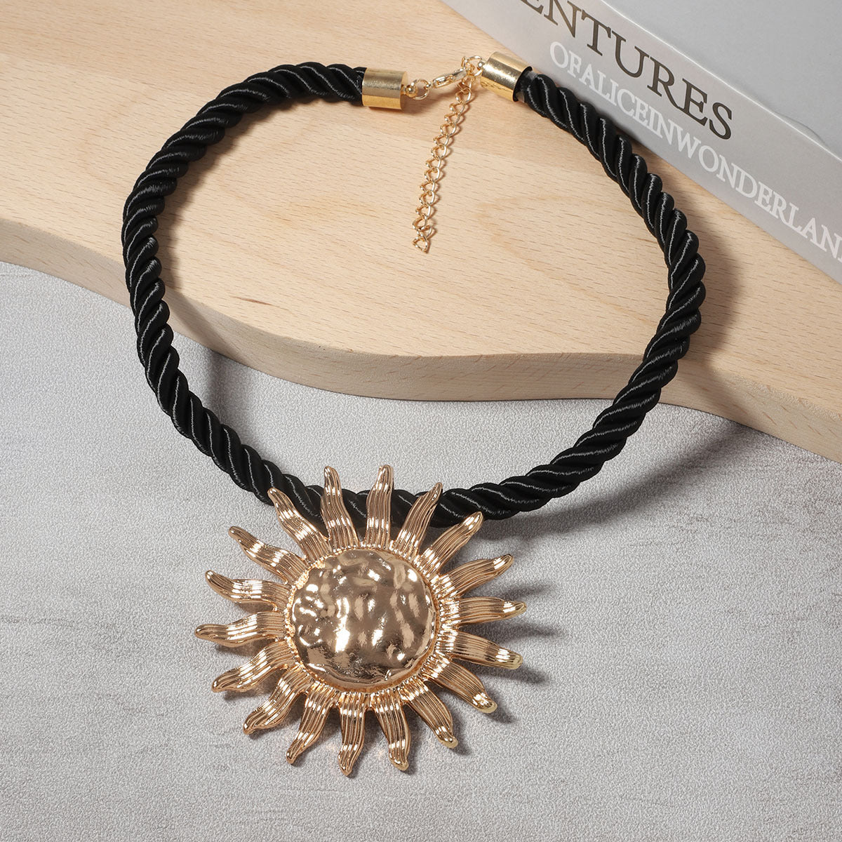 Romantic Necklace for Special Moments