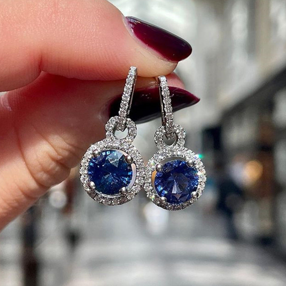 Elegant Earring for Every Occasion