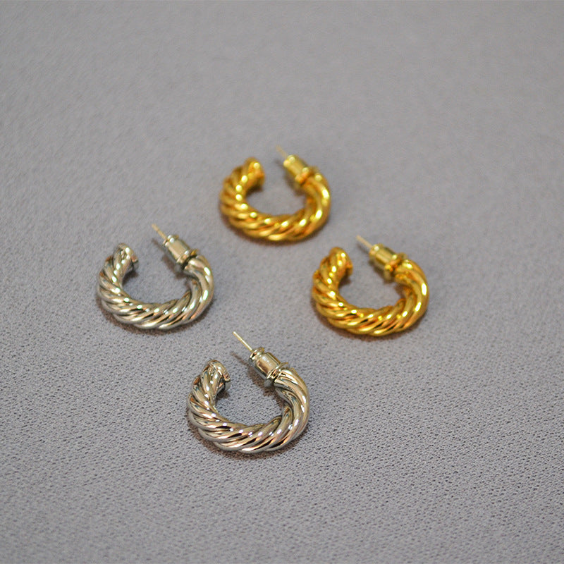 Stunning Silver Earring for Daily Wear