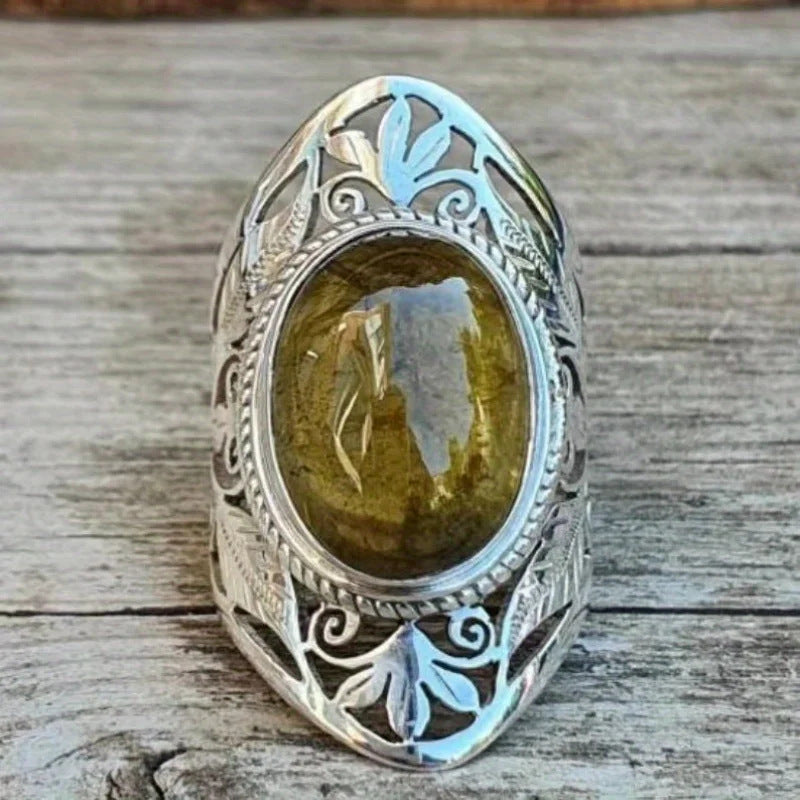 Classic Ring with Timeless Appeal