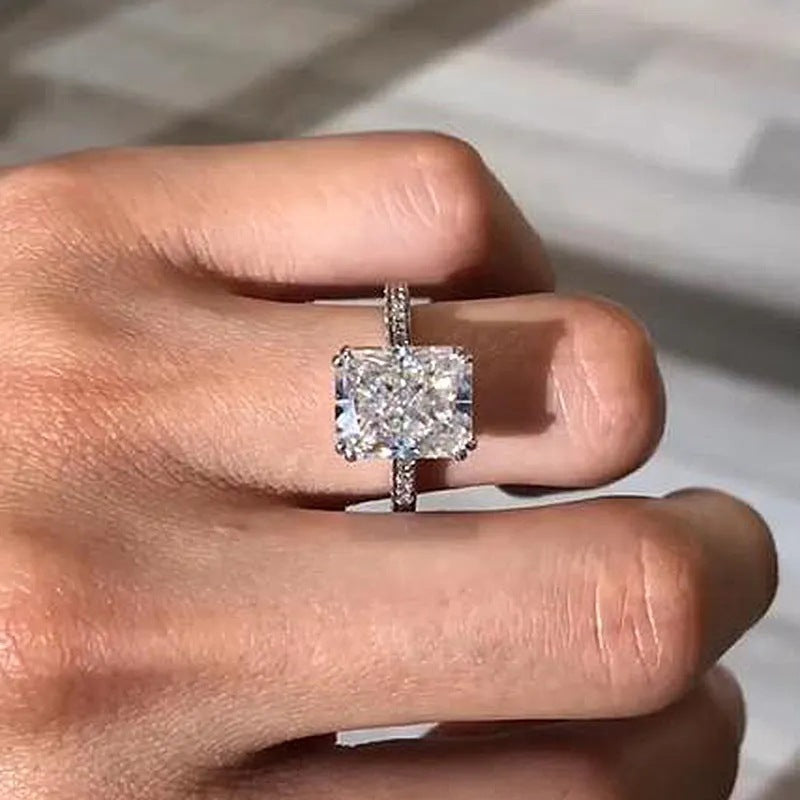 Beautiful Ring with Unique Style