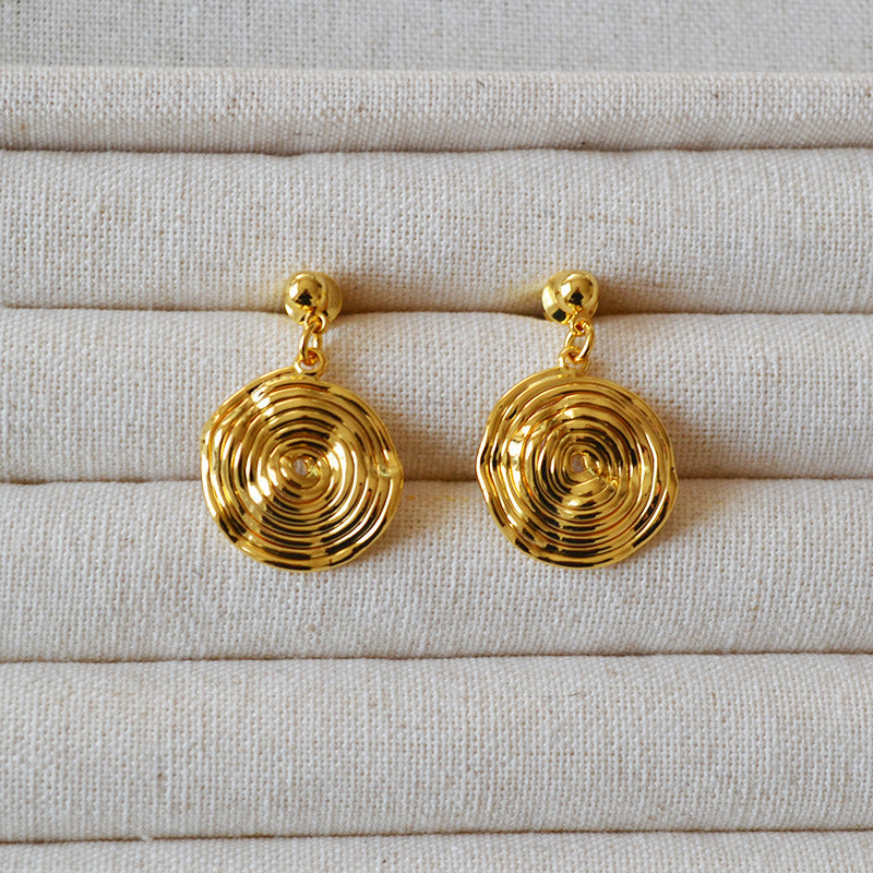Stunning Gold Earring for Daily Wear