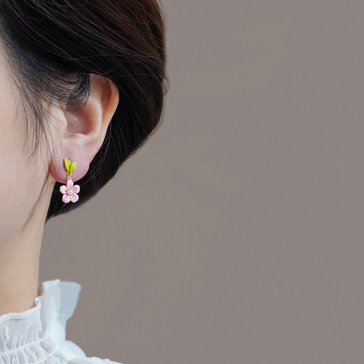 Romantic Earring for Special Moments