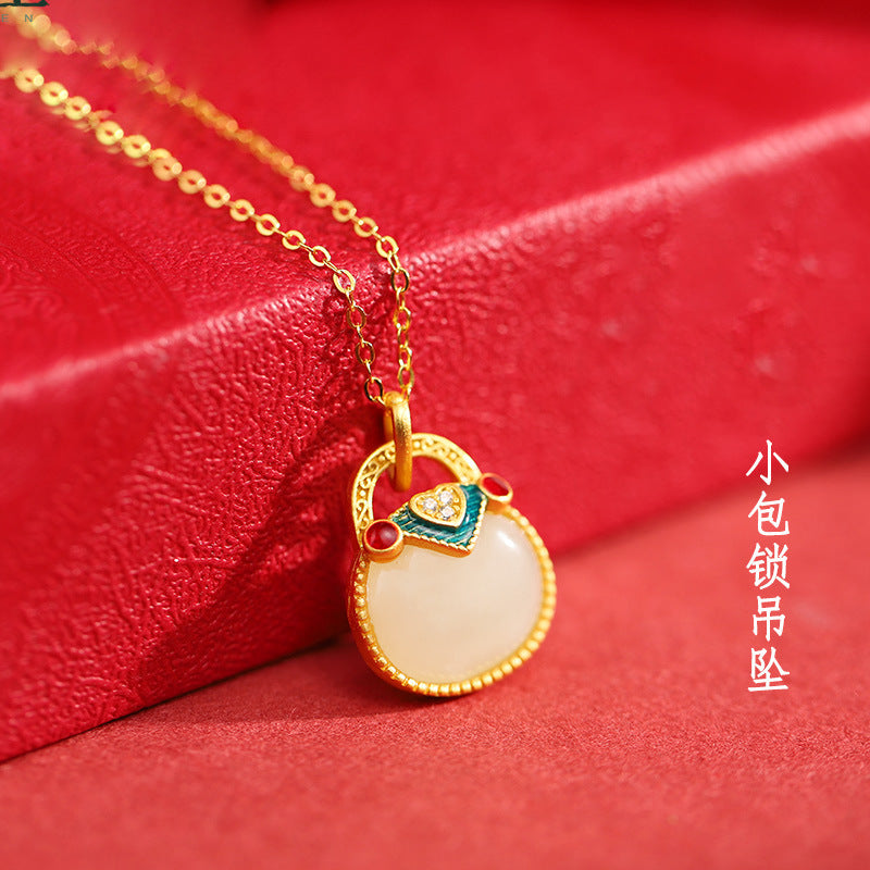Elegant Gold Necklace for Every Occasion