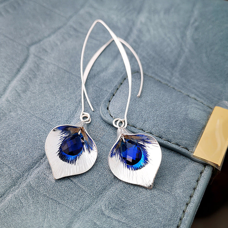 Elegant Silver Earring for Every Occasion