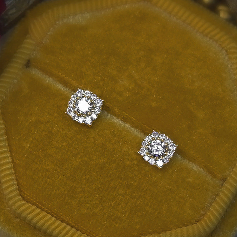 Classic Earring with Timeless Appeal