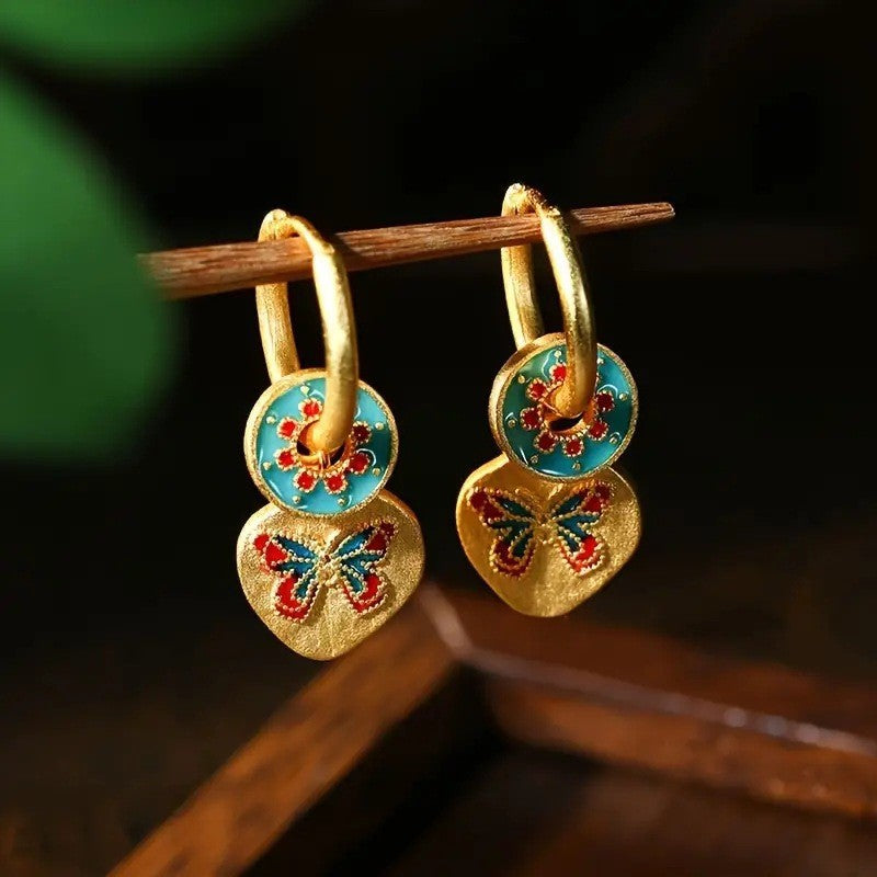Classic Earring with Timeless Appeal