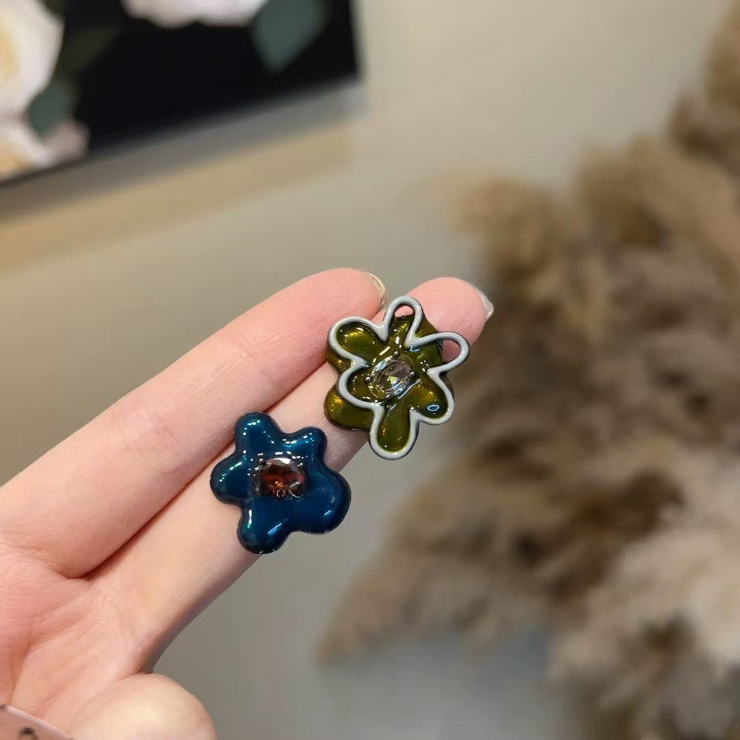 Vintage Handmade Earring