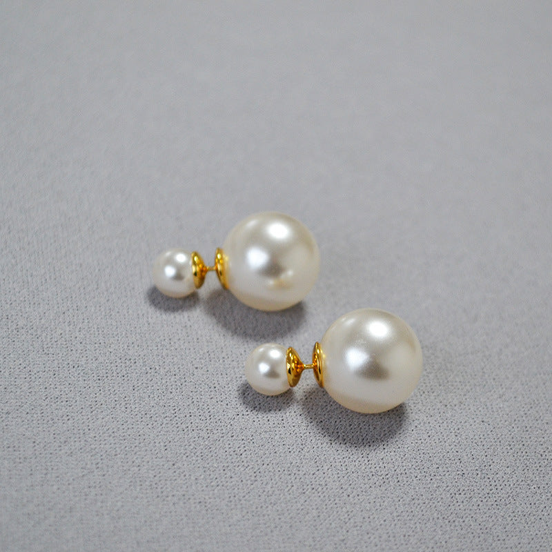 Beautiful Silver Earring with Unique Style