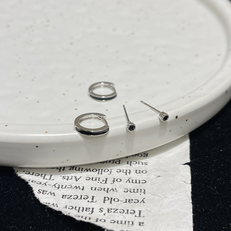Classic Earring with Timeless Appeal